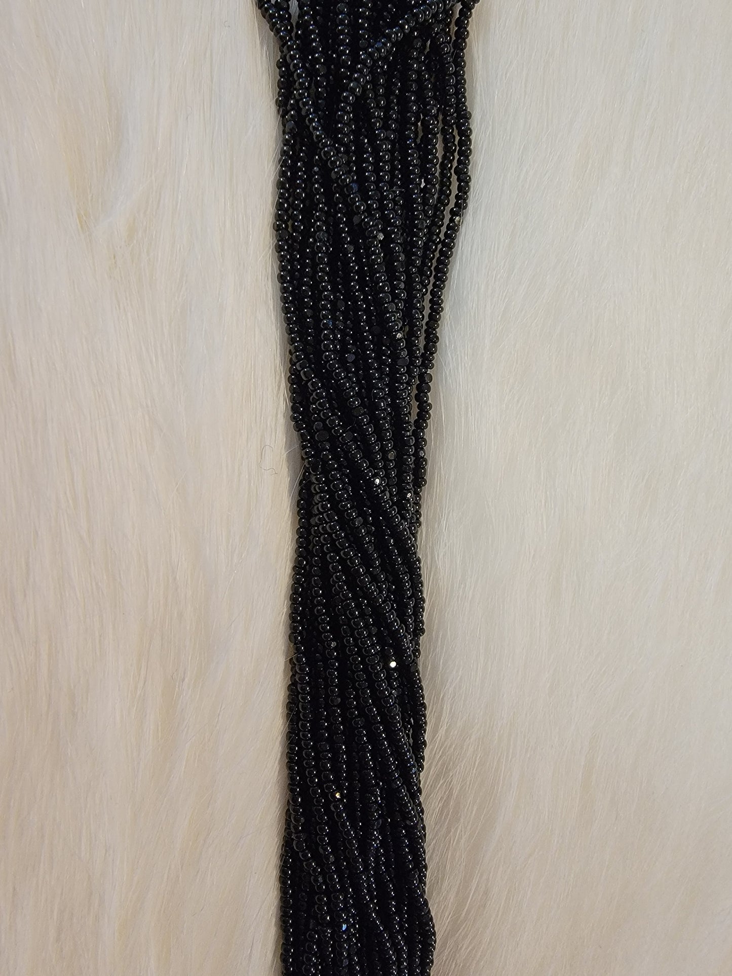 Charlotte Cut Beads - 13/0 - Opaque Black