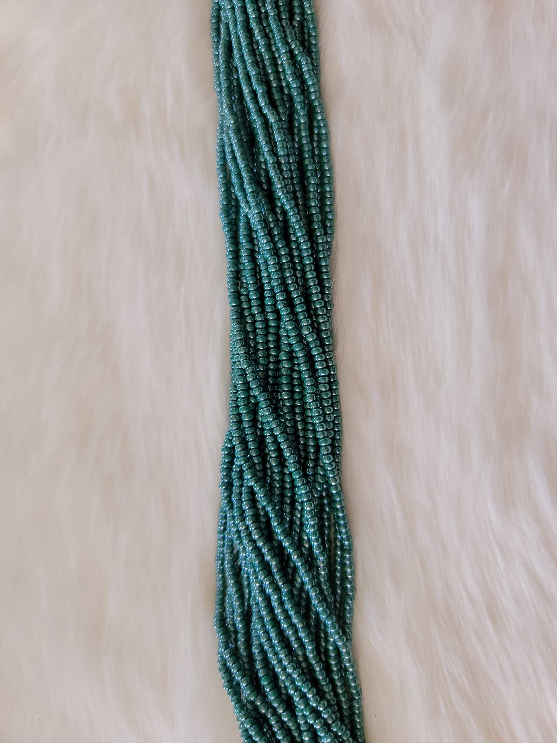 Czech Beads - 11/0 - Lustre Opaque Dark Green