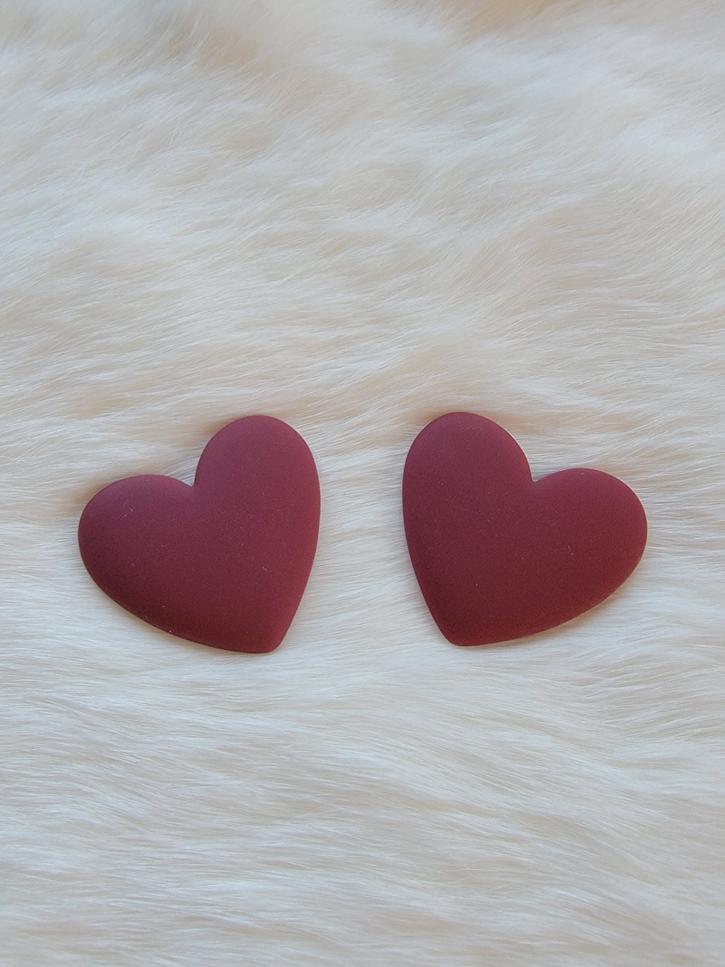 Large resin hearts