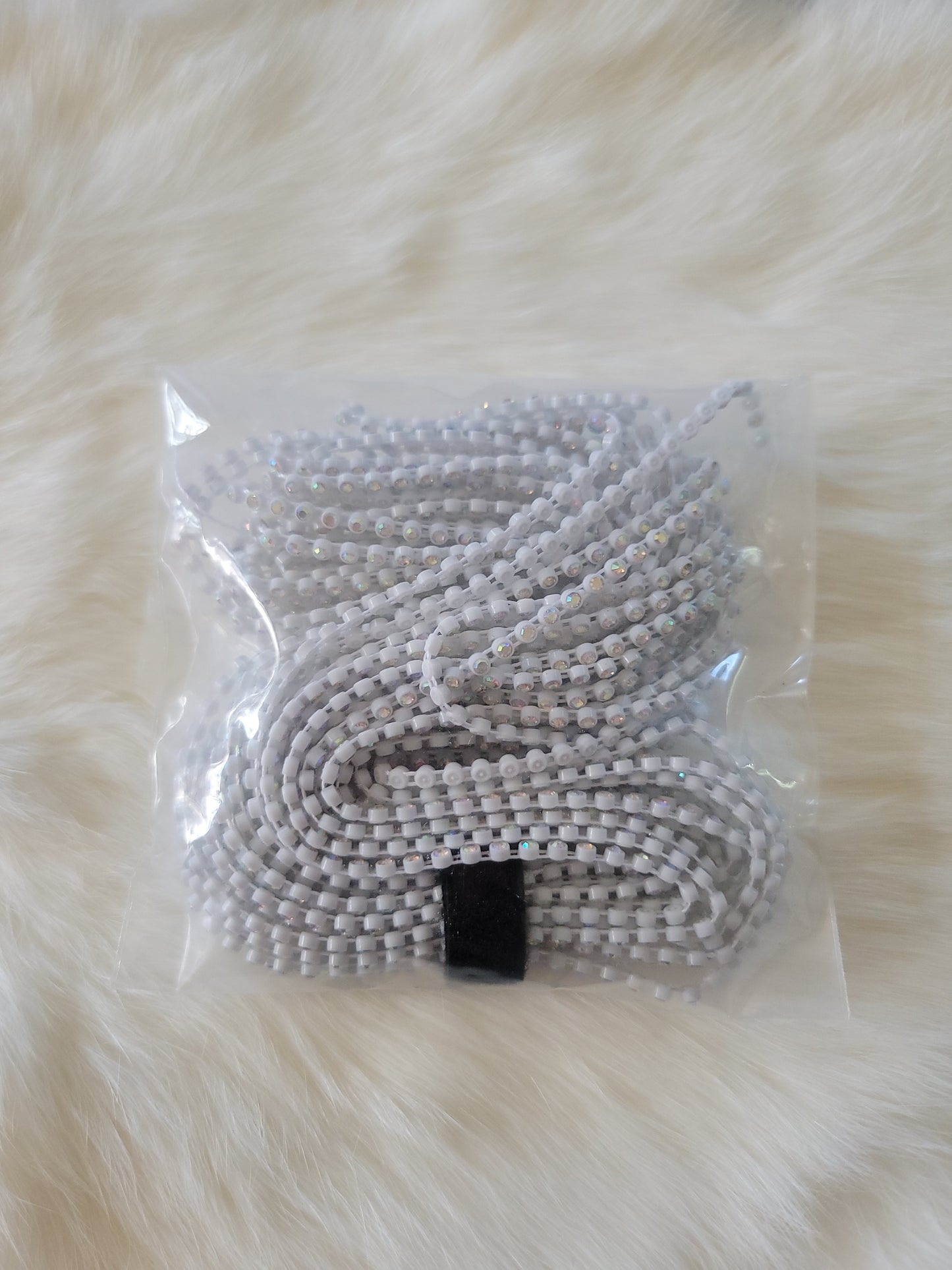Rhinestone banding Plastic ss6: White AB